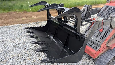Mini Bucket Grabble Skid Skid